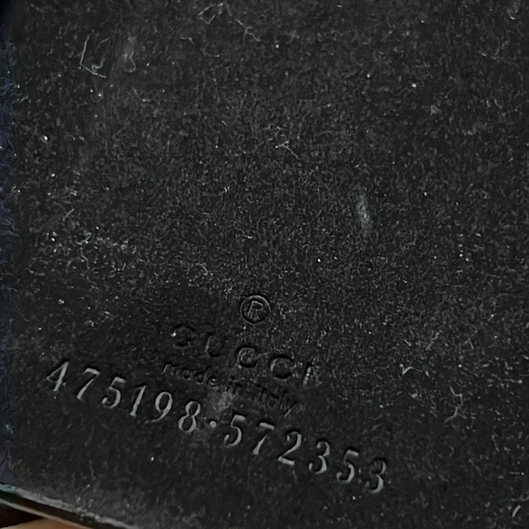 Authentic Gucci Monogram with Gold Metallic Bees Cardholder Phone Case - Picture 5 of 5